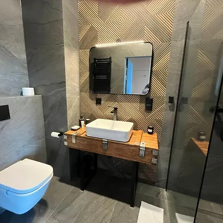 Panorama 21 Floor Hanza Tower *